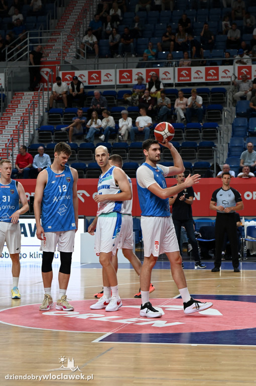 Anwil Włocławek vs. Twarde Pierniki - parkiet