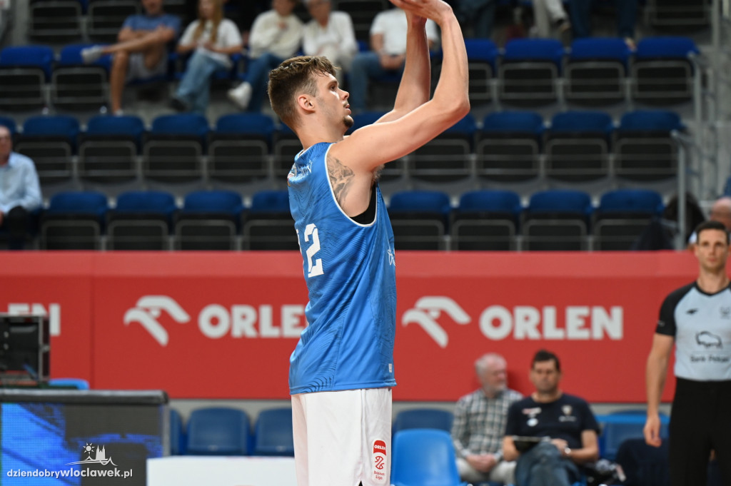 Anwil Włocławek vs. Twarde Pierniki - parkiet