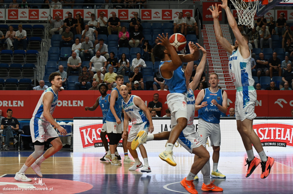 Anwil Włocławek vs. Twarde Pierniki - parkiet