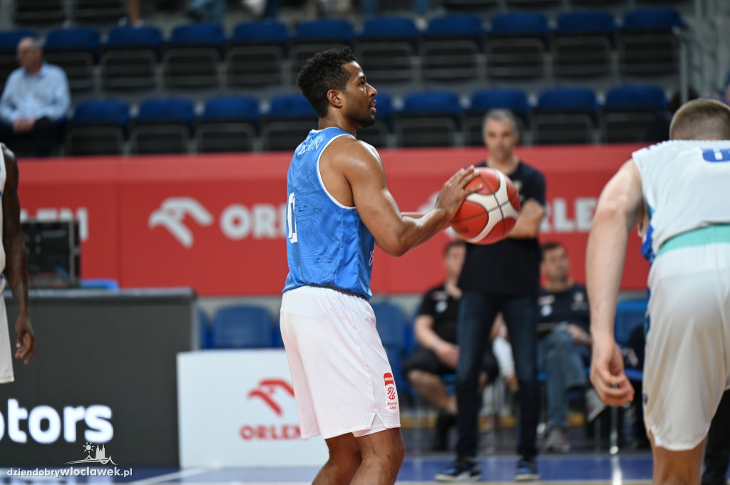 Anwil Włocławek vs. Twarde Pierniki - parkiet