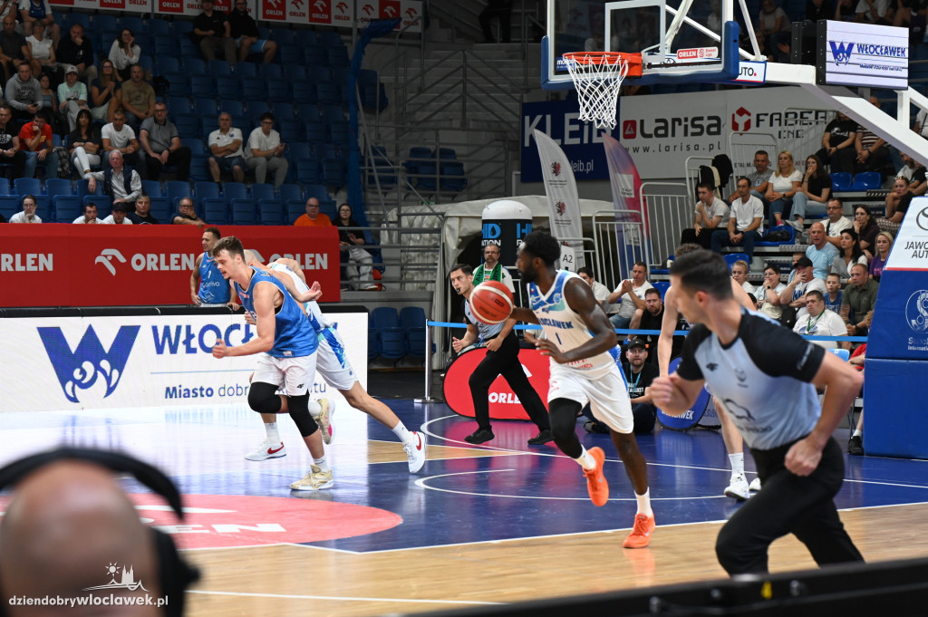 Anwil Włocławek vs. Twarde Pierniki - parkiet