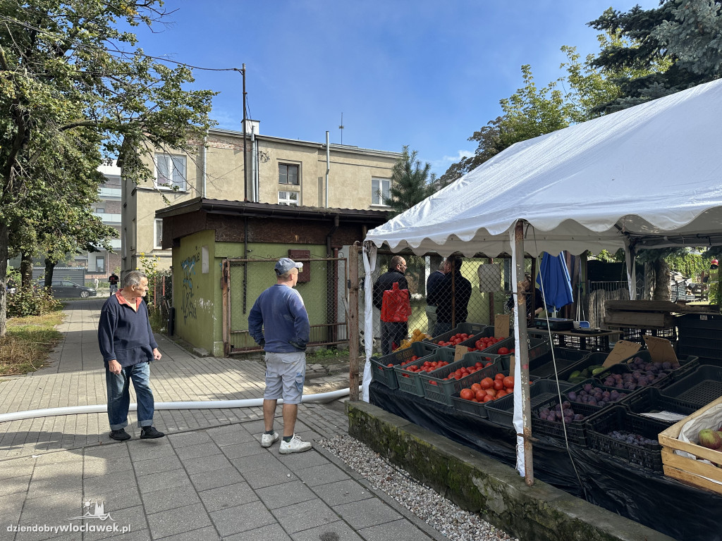 Pożar przy targowisku miejskim