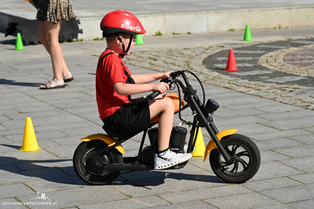 Ferrari, Lamborghini i McLareny na Starym Rynku