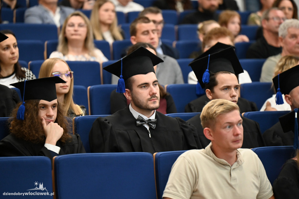Uroczyste rozdanie dyplomów w PANS: godz. 16