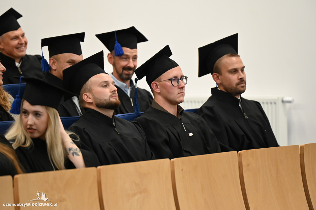Uroczyste rozdanie dyplomów w PANS: godz. 16