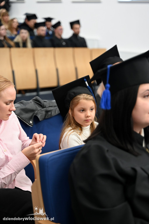 Uroczyste rozdanie dyplomów w PANS: godz. 16