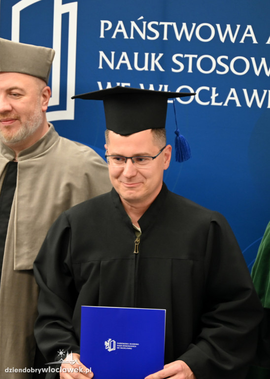 Uroczyste rozdanie dyplomów w PANS: godz. 16