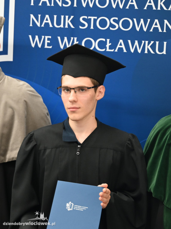 Uroczyste rozdanie dyplomów w PANS: godz. 16