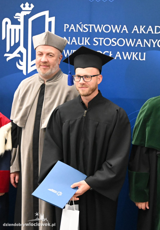 Uroczyste rozdanie dyplomów w PANS: godz. 16