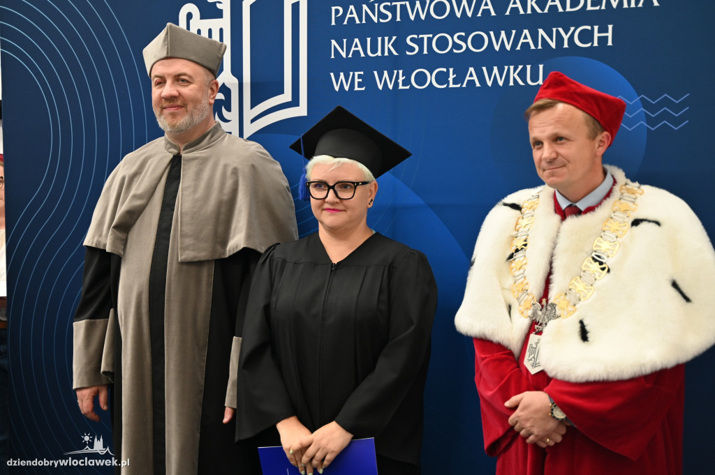 Uroczyste rozdanie dyplomów w PANS: godz. 16