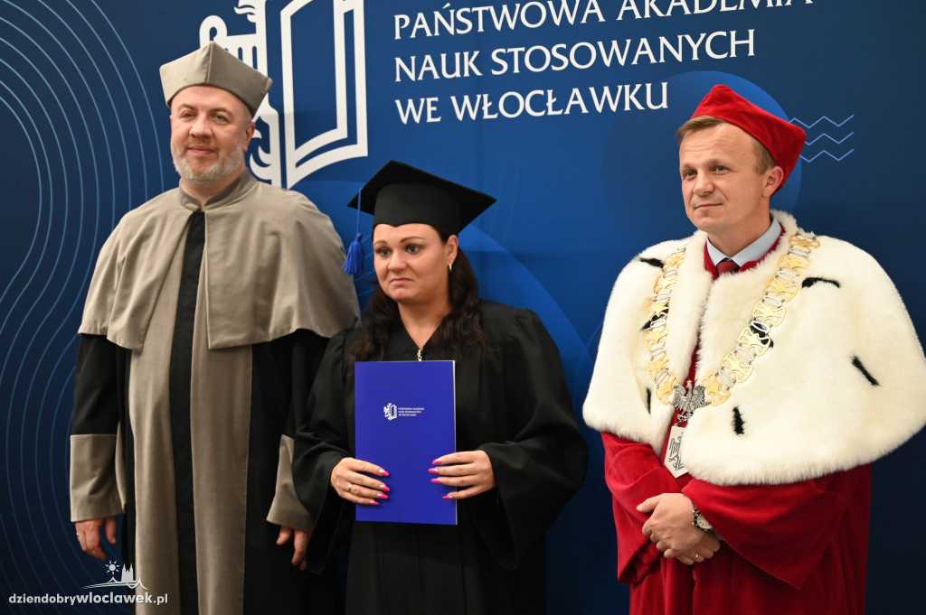 Uroczyste rozdanie dyplomów w PANS: godz. 16