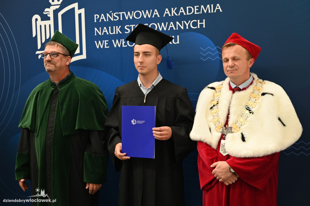 Uroczyste rozdanie dyplomów w PANS: godz. 16