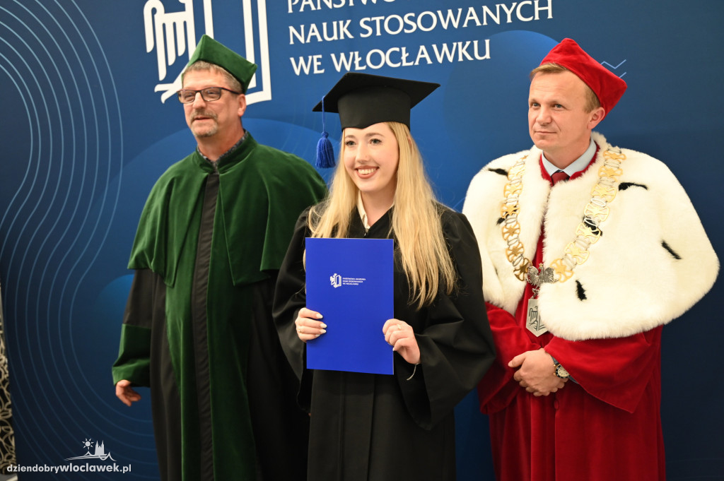 Uroczyste rozdanie dyplomów w PANS: godz. 16