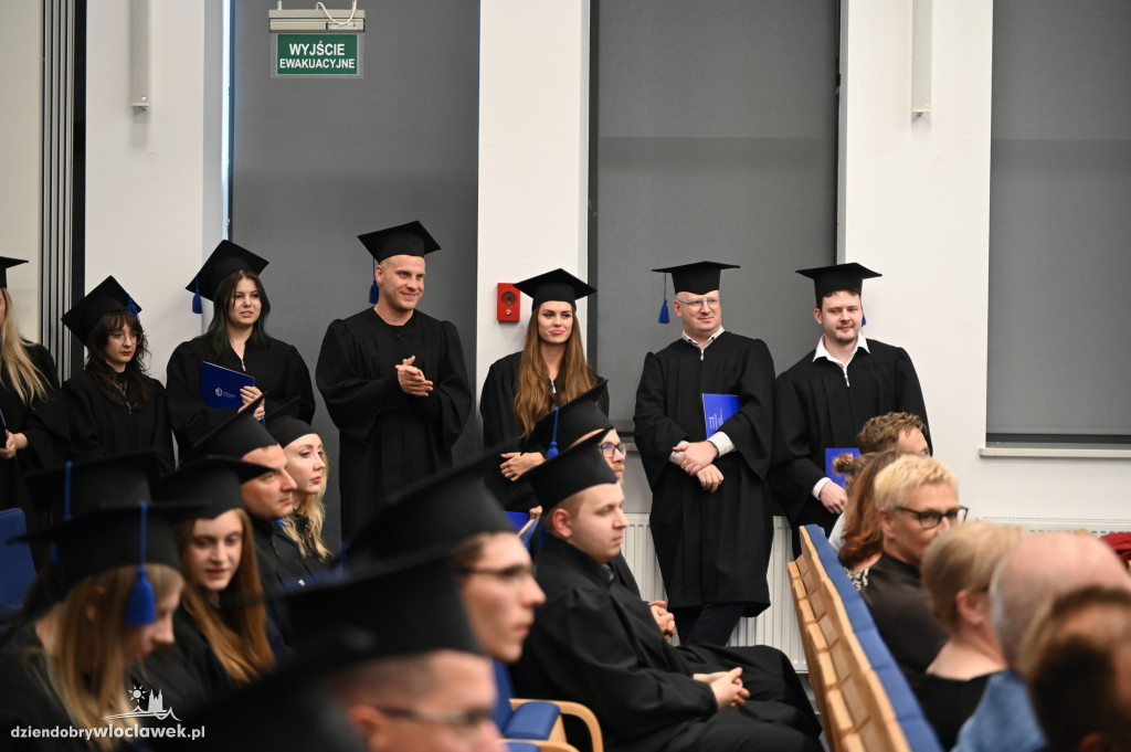 Uroczyste rozdanie dyplomów w PANS: godz. 16
