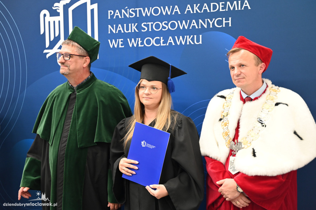 Uroczyste rozdanie dyplomów w PANS: godz. 16