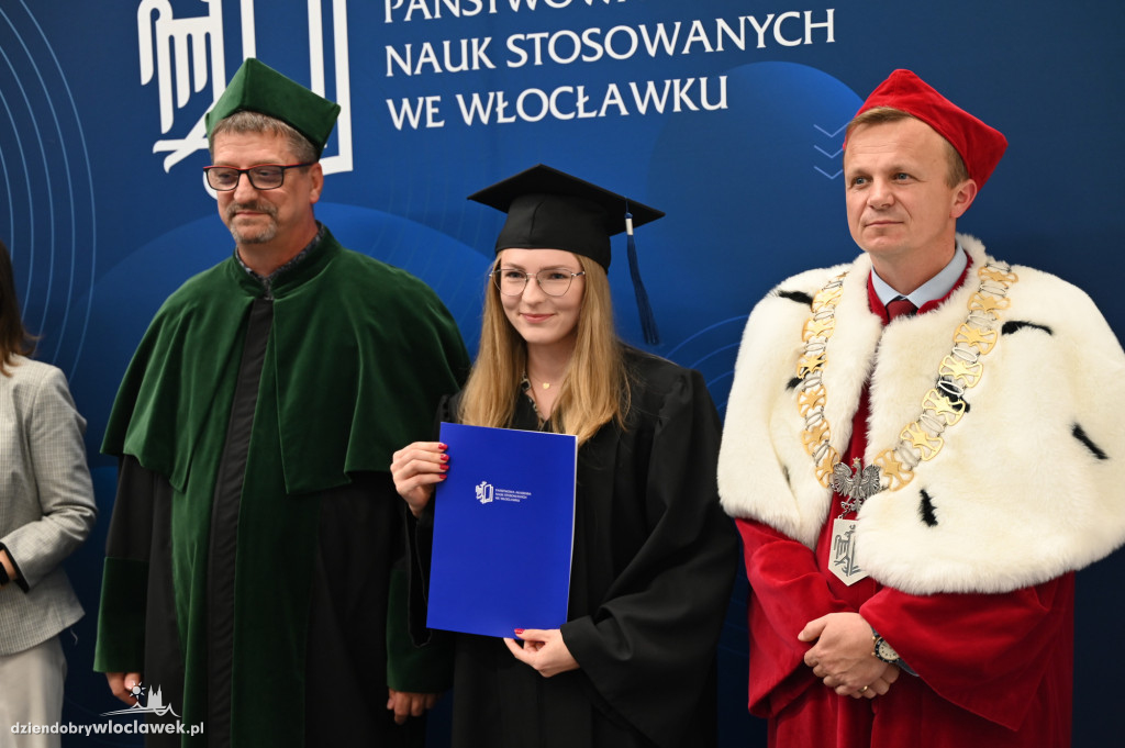 Uroczyste rozdanie dyplomów w PANS: godz. 16