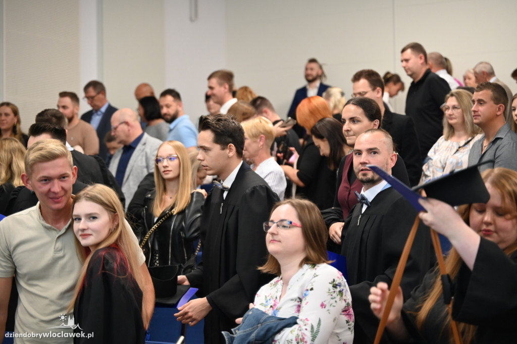 Uroczyste rozdanie dyplomów w PANS: godz. 16