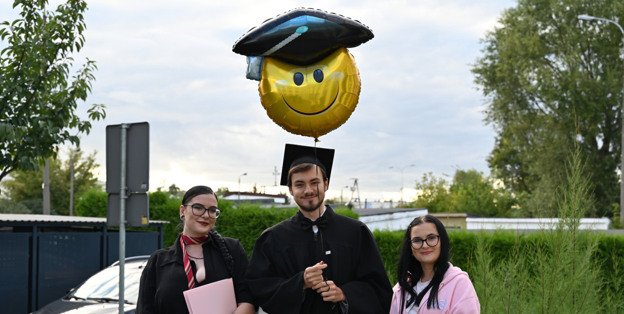 Uroczyste wręczenie dyplomów w PANS: godz. 17