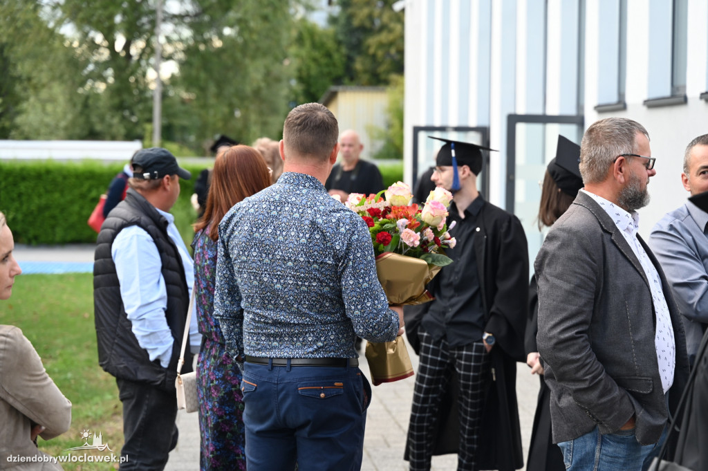 Uroczyste wręczenie dyplomów w PANS: godz. 17