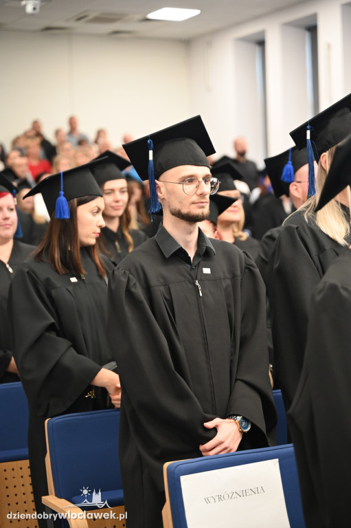 Uroczyste wręczenie dyplomów w PANS: godz. 17