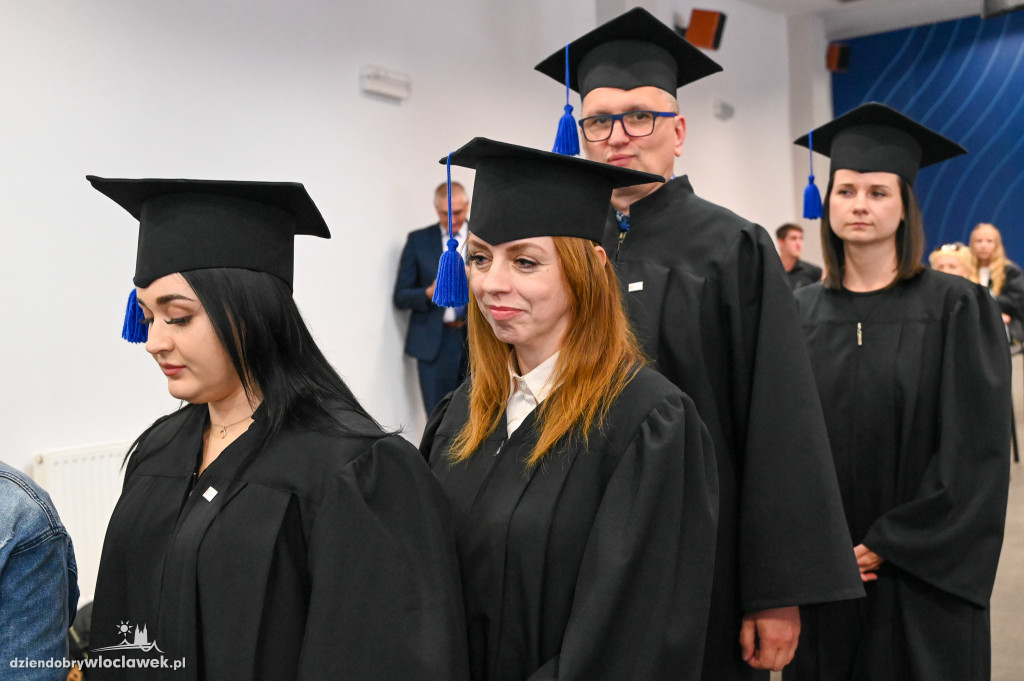 Wręczenie dyplomów na PANS: pielęgniarstwo