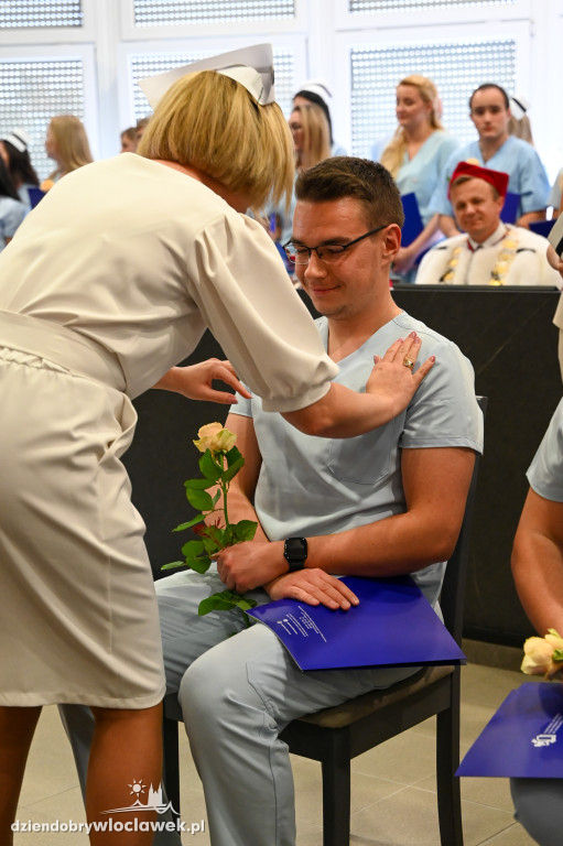 Wręczenie dyplomów na PANS: pielęgniarstwo