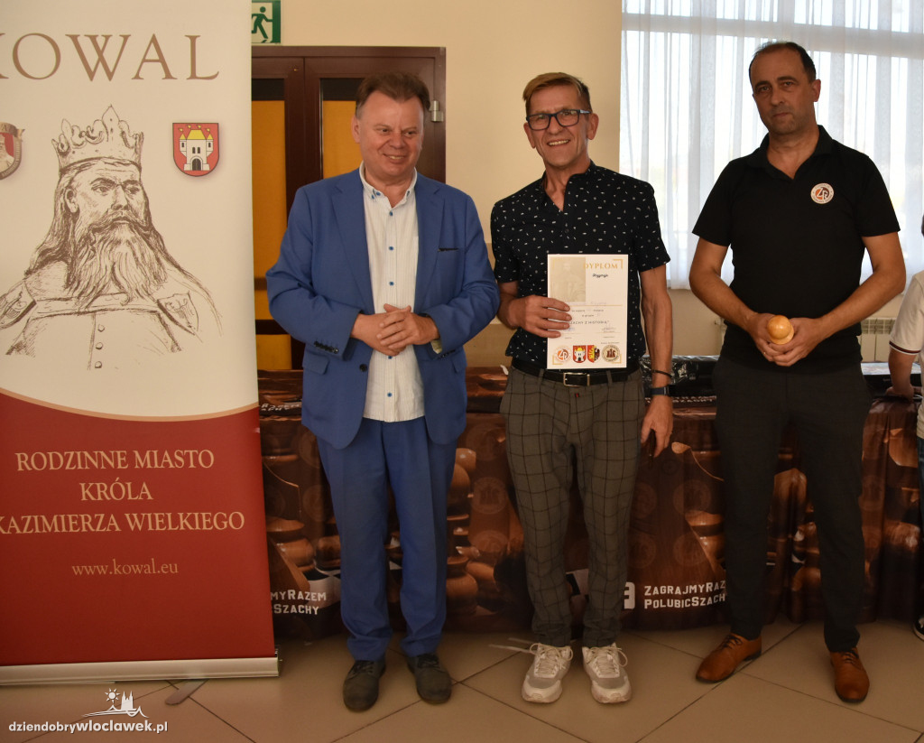 Turniej Szachy z historią w Kowalu