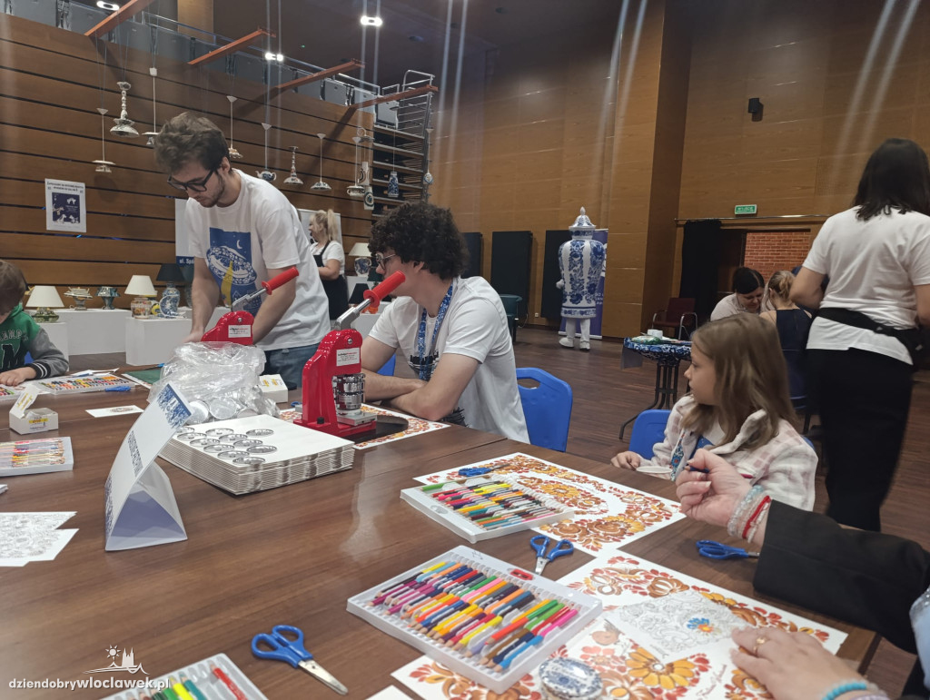  V Festiwal Fajansu: Fajansowe Kramy i Bistro