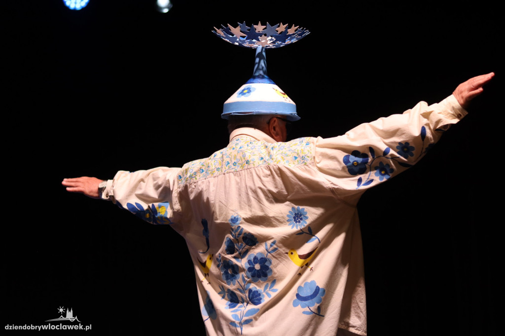 V Fajans Festiwal: rewia