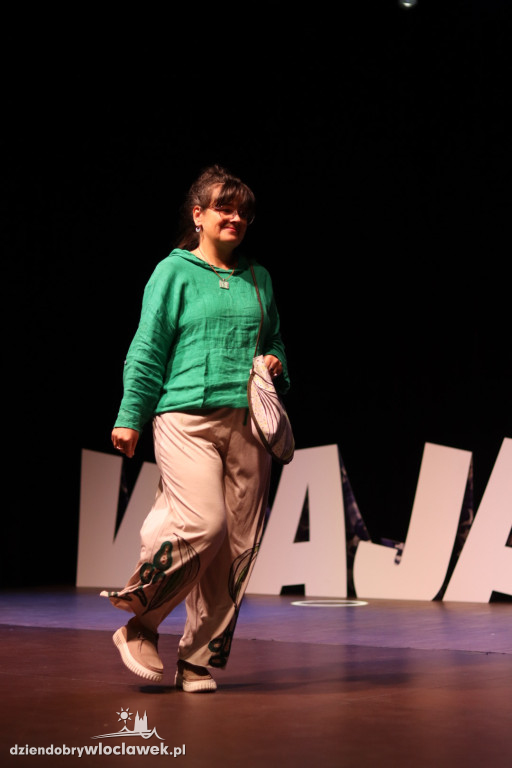 V Fajans Festiwal: rewia