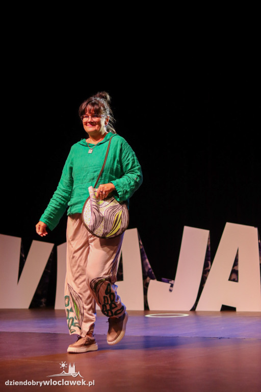 V Fajans Festiwal: rewia