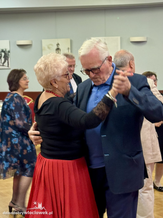 Potańcówka dla Seniorów w ramach Weekendu Seniora z Kulturą