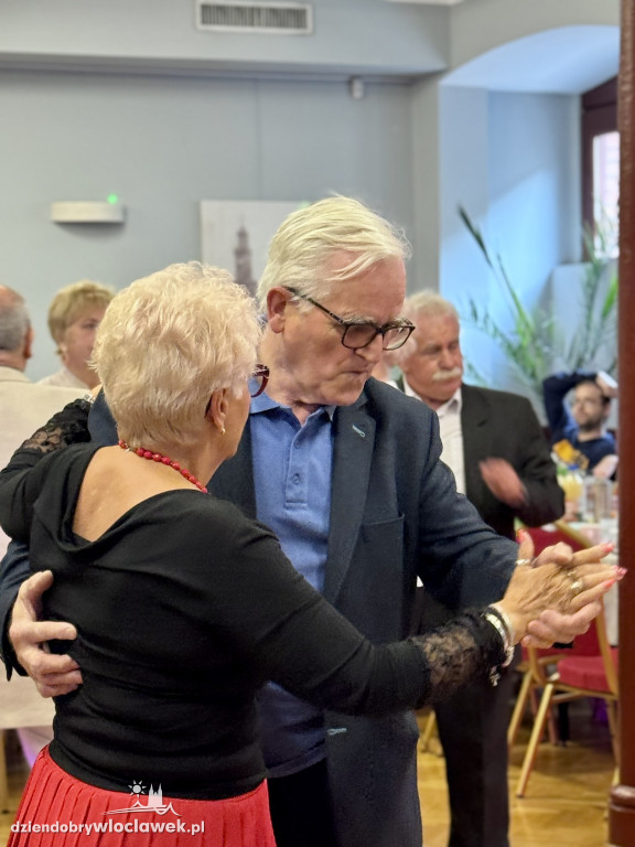 Potańcówka dla Seniorów w ramach Weekendu Seniora z Kulturą