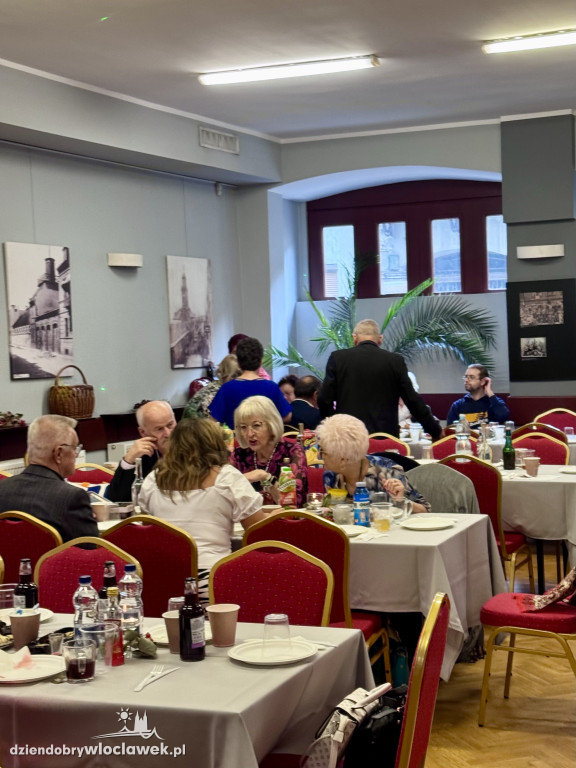 Potańcówka dla Seniorów w ramach Weekendu Seniora z Kulturą