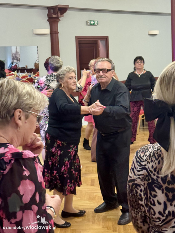 Potańcówka dla Seniorów w ramach Weekendu Seniora z Kulturą