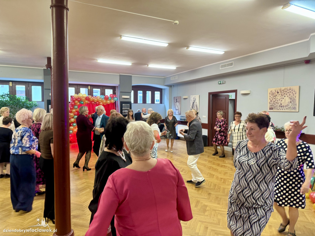 Potańcówka dla Seniorów w ramach Weekendu Seniora z Kulturą