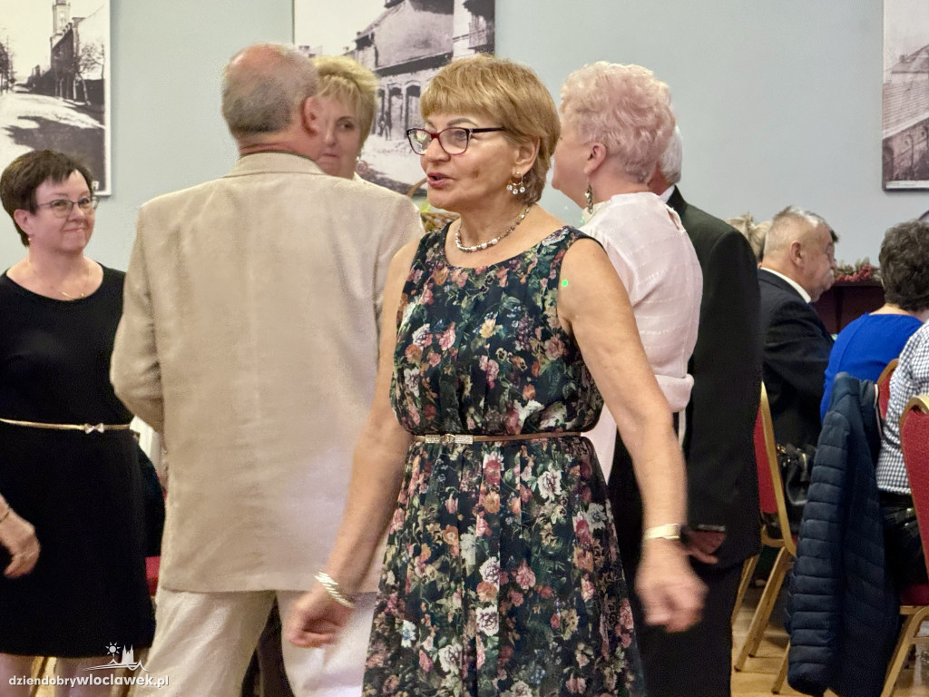 Potańcówka dla Seniorów w ramach Weekendu Seniora z Kulturą