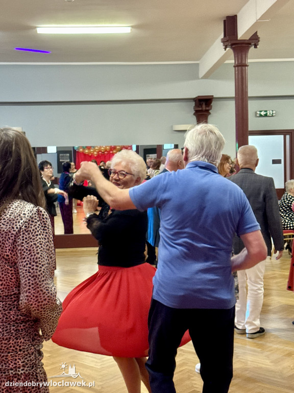 Potańcówka dla Seniorów w ramach Weekendu Seniora z Kulturą
