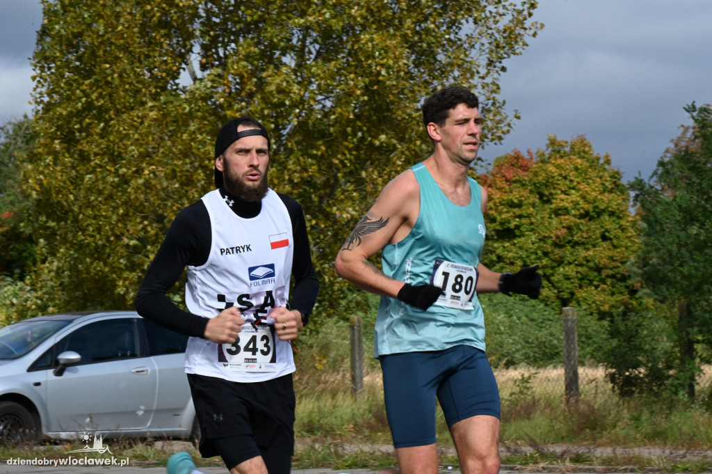 12. Półmaraton Włocławek: zawodnicy na trasie