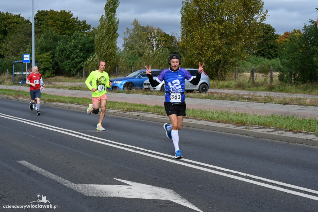 12. Półmaraton Włocławek: zawodnicy na trasie