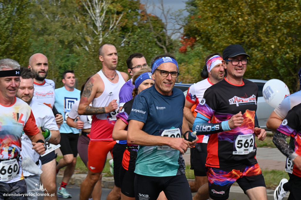 12. Półmaraton Włocławek: zawodnicy na trasie
