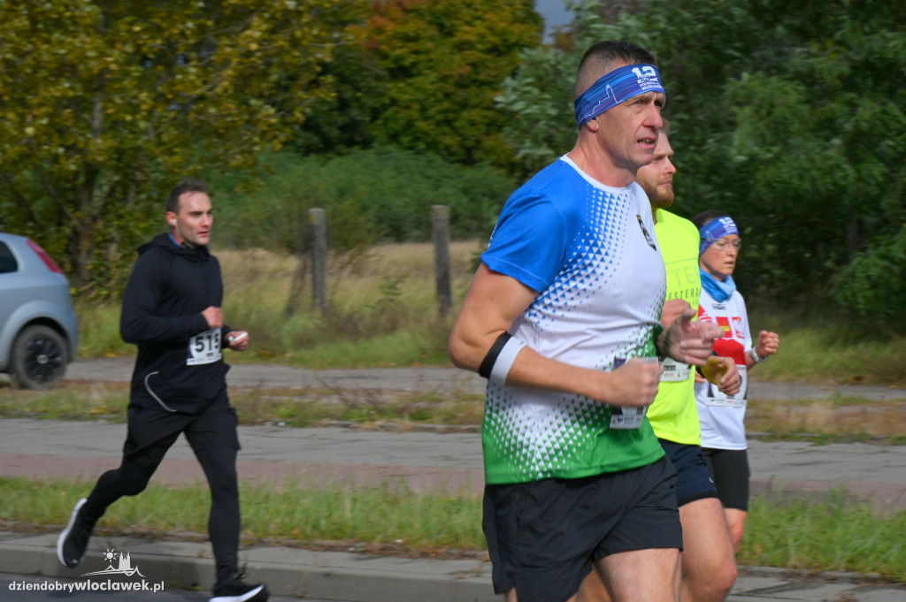 12. Półmaraton Włocławek: zawodnicy na trasie