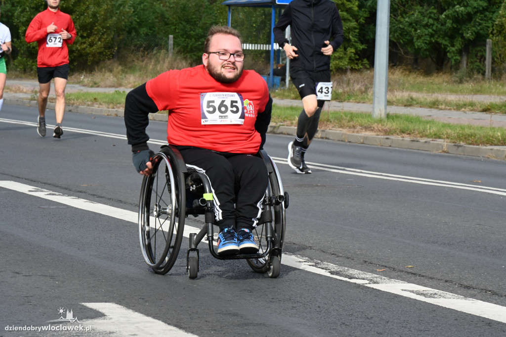 12. Półmaraton Włocławek: zawodnicy na trasie