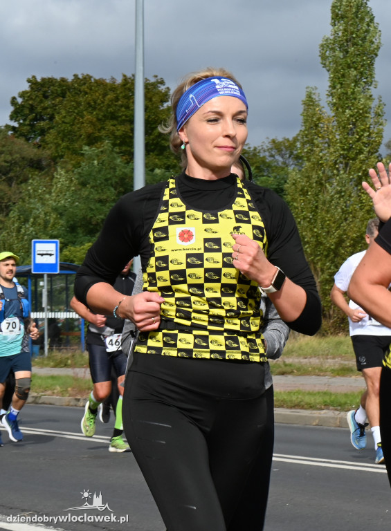 12. Półmaraton Włocławek: zawodnicy na trasie