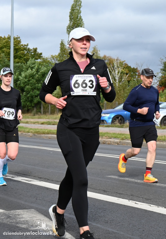 12. Półmaraton Włocławek: zawodnicy na trasie