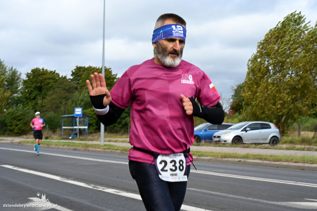12. Półmaraton Włocławek: zawodnicy na trasie