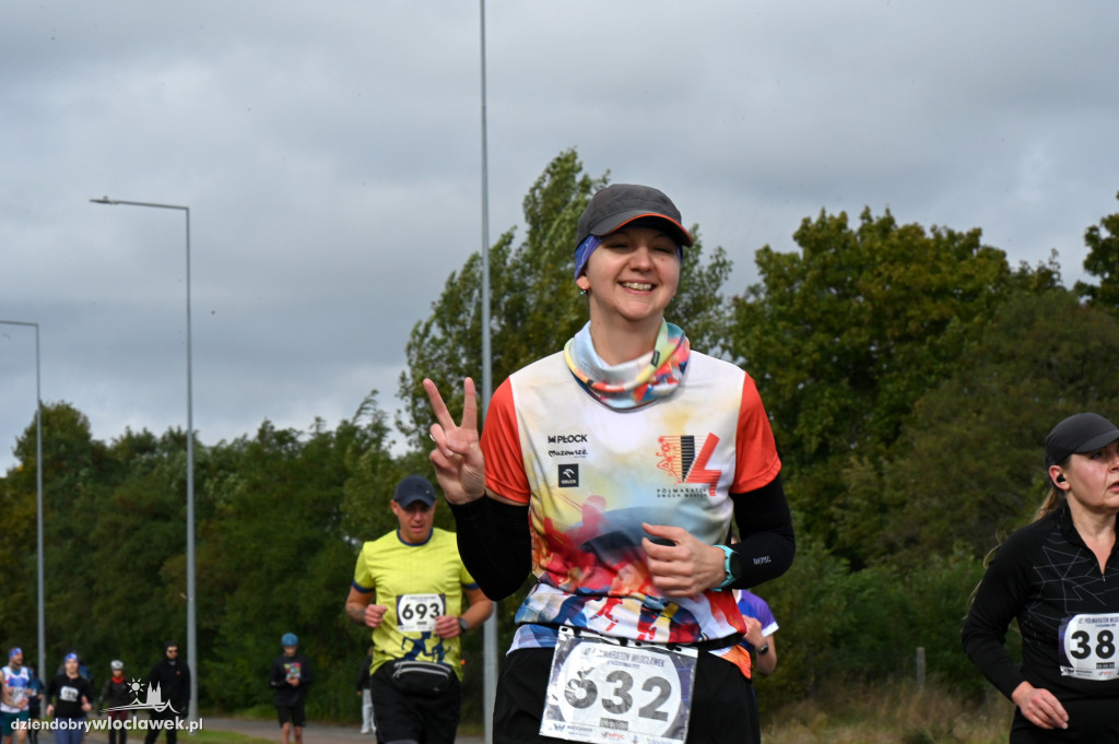 12. Półmaraton Włocławek: zawodnicy na trasie