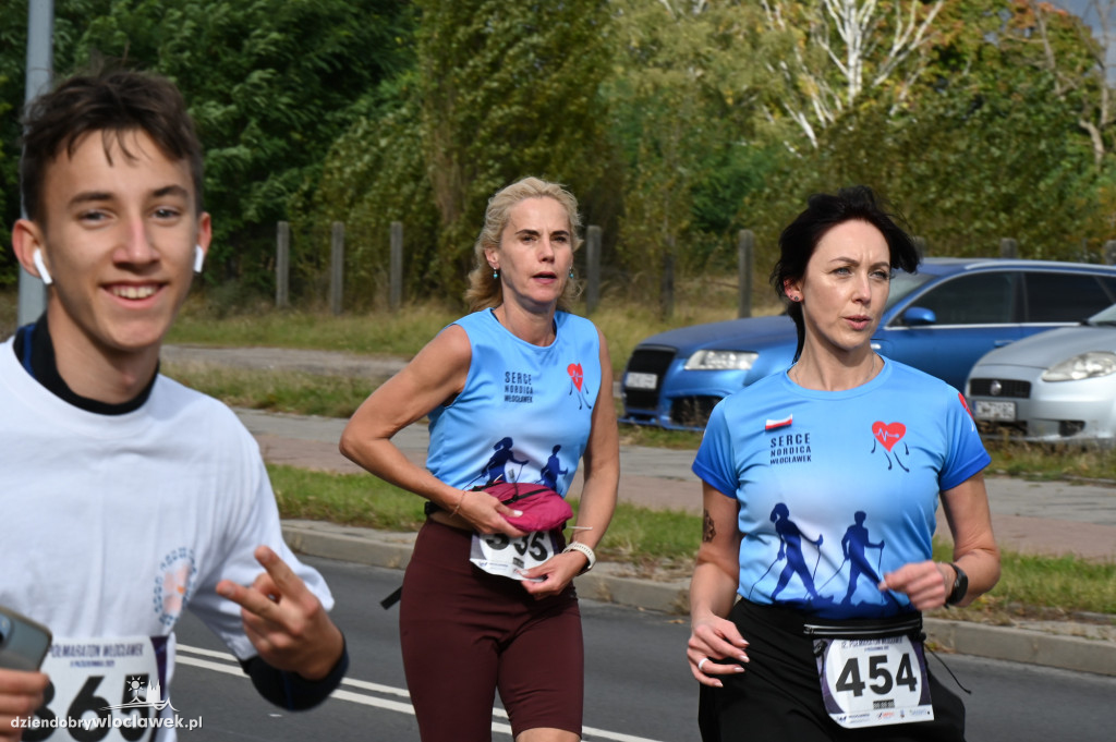 12. Półmaraton Włocławek: zawodnicy na trasie