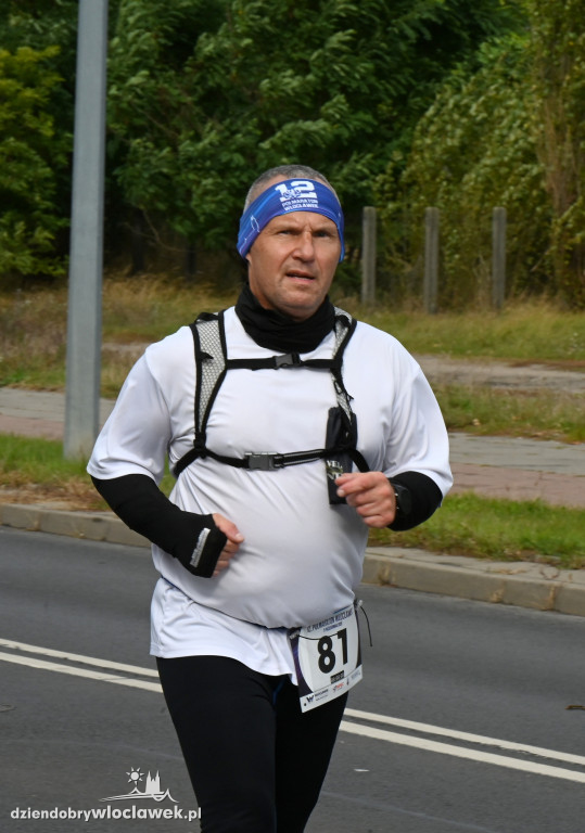 12. Półmaraton Włocławek: zawodnicy na trasie
