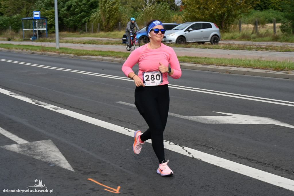 12. Półmaraton Włocławek: zawodnicy na trasie